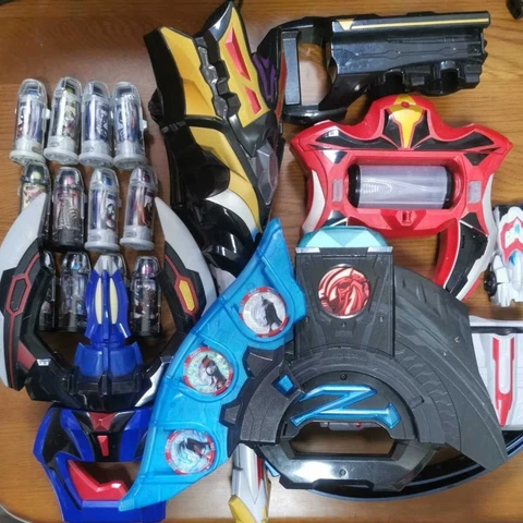 Ultraman Geed DX Zed Riser Geed Riser Ultra Medal Access Card Fusion Capsule Cover