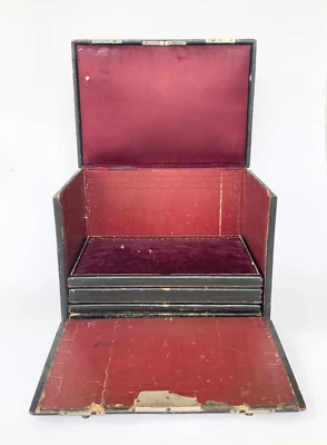 Ancienne valise marmotte en cuir de représentant horloger bijoutier circa 1930 - Photo 1/4
