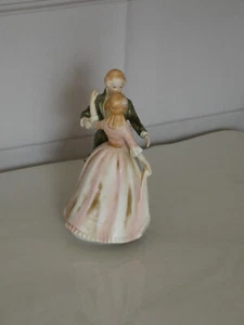 Vintage 8" Sankyo Japan tanzendes koloniales Paar Spieluhr irgendwo meine Liebe  - Bild 1 von 12