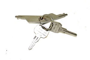 Kawasaki GTR 1000 ZG1000 Key Set Key No: 4980 ET: 27008-1103 - Picture 1 of 1