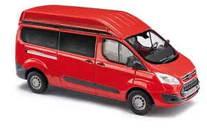 52500 Busch HO Ford Transit Transporter tetto alto colore roso scala 1:87 - Foto 1 di 1