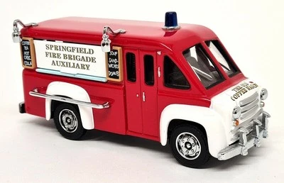 Matchbox Yesteryear - YFE16 1948 Dodge Route Van Fire Fighter Support Truck - Image 1 of 4