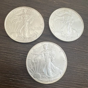 Lot of 3 - 2006 $1 American Silver Eagles - 1 Oz - 99.9% - Lot #2 - Picture 1 of 23