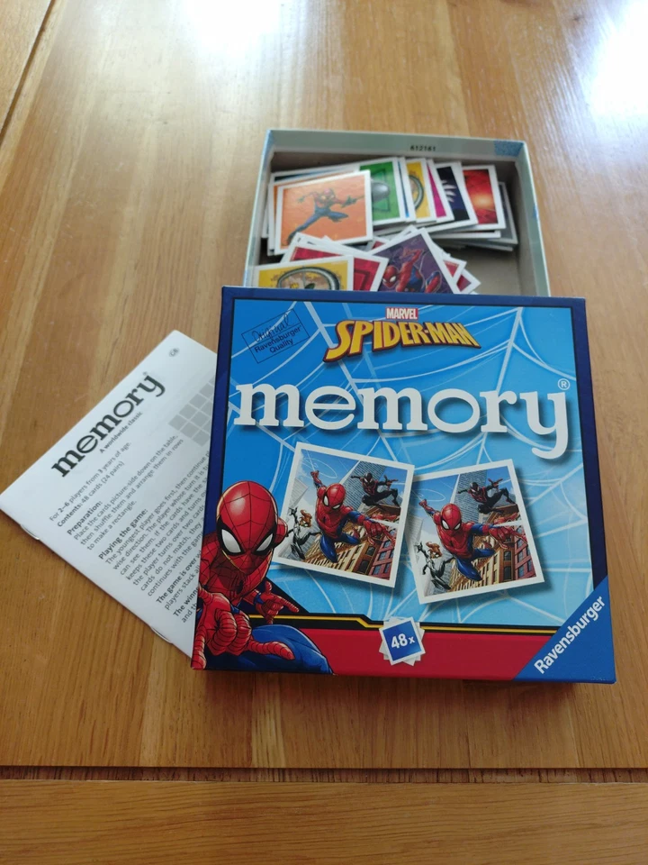 Ravensburger Marvel Spiderman Mini Memory Game - Matching Picture Snap Pairs Gam - Image 1 of 2