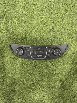 Chevrolet Malibu 2017 HVAC panel de control climático Foto 1 de 2
