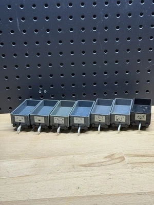 Lote de 7 Caras Diferentes Thomas & Friends Trackmaster Troublesome Camión Vacío Foto 1 de 3