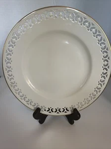 Vintage Lenox Modano Lace Dinner Plate Creme Color Grannycore Made in USA - Picture 1 of 9