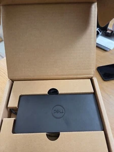 Dell D6000 USB-C/USB 3.0 Docking Station with 130W Power Supply - Black - Photo 1/1