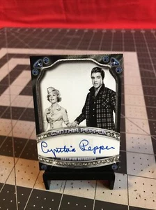 2010 Presseausweis Elvis Milestones Cynthia Pepper Autogrammkarte - Bild 1 von 4