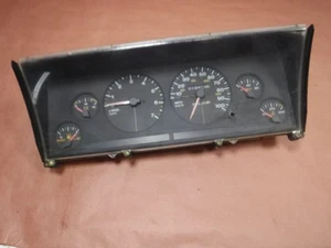 Jeep Grand Cherokee ZJ 93-95 Instrument Cluster Speedometer 219K 5605231 - Picture 1 of 8
