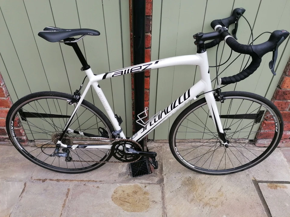 Specialized Allez Road Bike 61cm - Image 1 of 4