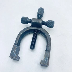 Starrett 567B nur Klemme (Artikel 70885) 1-5/16" maximale Kapazität, passt 567 V-Block - Bild 1 von 5