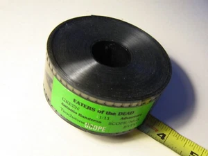 NEUWERTIG 35 mm Anhänger - ESSER DER TOTEN - NEU - ungeöffnet! - Bild 1 von 1