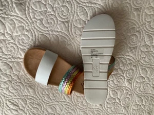 white mountain cliffs sandals - Picture 1 of 4