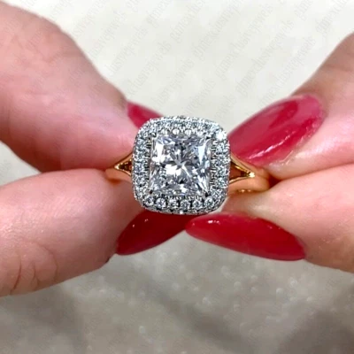 2.05 TCW Princess Moissanite Halo Split Shank  Engagement Ring 14K Two Tone Gold — 第 1/4 张图片
