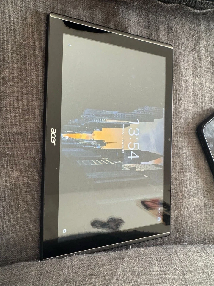 Acer Iconia  (B3-A40) - Bild 1 von 4