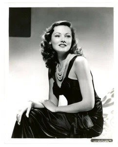 Gene Tierney Publicity Photo - Photo 1/1