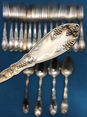 20 piezas 1910 LA CONCORDE Plateado 15 HORQUILLAS DE CENA Y 4 CUCHARAS TBL Wm A Rogers Foto 1 de 4