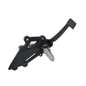 RH Motorcycle Shift Lever Frontset Footrest Foot Peg Bracket Pedal Shifter New - Picture 1 of 3