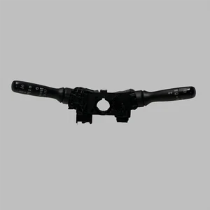 Interruptor combinado Toyota Yaris hatchback NCP13# 2014 2015 2016 2017 2018 2019 - Imagen 1 de 11