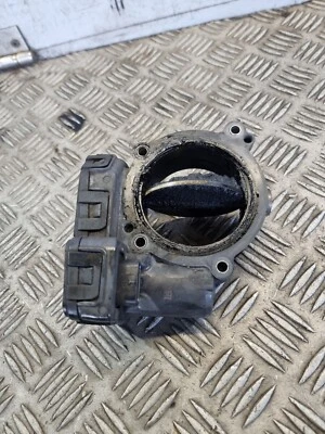 Cuerpo de acelerador Mercedes Benz C220 A6510900470 W205 AMG 2017 Foto 1 de 4