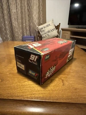 Bill Elliot #91 Auto Value Bumper to Bumper Elite Dodge 1/24 Scale 2005 - Image 1 of 4