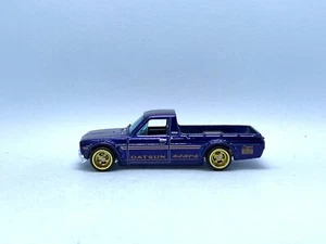 Camión Datsun Sunny Hot Wheels Super Treasure Hunt STH # '75 2025, suelto - Imagen 1 de 5