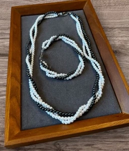 Vintage Necklace & Bracelet Set Twisted Strands Faux Pearls Kitch Costume Gift - Picture 1 of 4