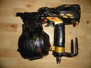 Hitachi High-Pressure Nailer NV90HM - Picture 1 of 3