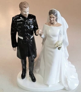 Royal Doulton Royal Wedding Day Harry and Meghan HN 5929 Collectible Boxed - Picture 1 of 3