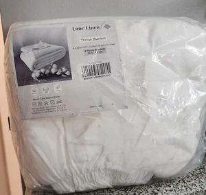 NWT Lane Linen White 2 Pack Throw Blankets 50x65 4 Layer - Picture 1 of 2