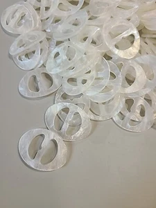 9 Vintage T-Shirt Rings Plastic Scarf Holder White Pearlized 60s 70s 80s 90s Y2K - Picture 1 of 5