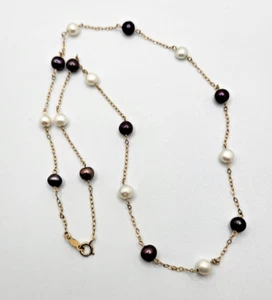 JCM 10 Kt Station Pearl Necklace Yellow Gold with White and Tahitian Pearls 18" - Picture 1 of 4