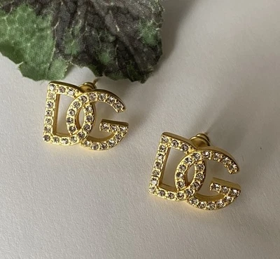 Mini brincos Dolce & Gabbana Signature/1/2”/ DG-E-0008 - Imagem 1 de 4