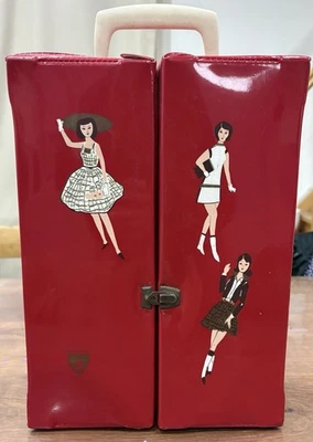 C10 Valise Dressing Pour Poupée Type Bella Tressy Cathy Coffret Sam France - Photo 1/4