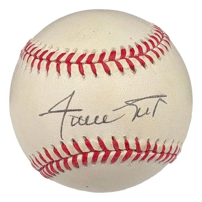 Willie Mays San Francisco Giants Signed National League Baseball PSA AP53366 - Image 1 of 2
