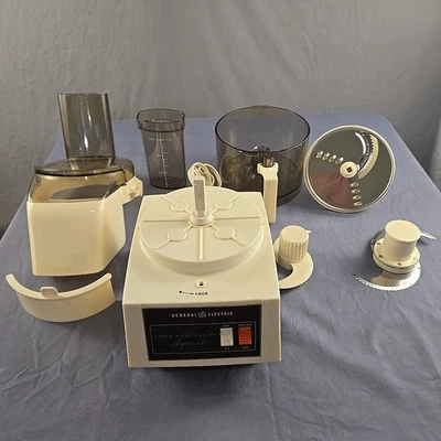 General Electric Supreme Food Process Compete with Accessories - F2FP6 Tested  - Image 1 of 4