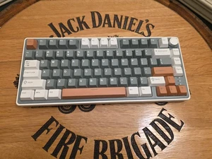 RK ROYAL KLUDGE R75 Pro Mechanical Keyboard Premium  - Picture 1 of 3