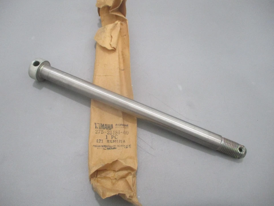 NOS Yamaha OEM Wheel Shaft 1976 YZ175 YZ125 1975-1978 DT400 DT250 275-25181-00 - Image 1 of 1