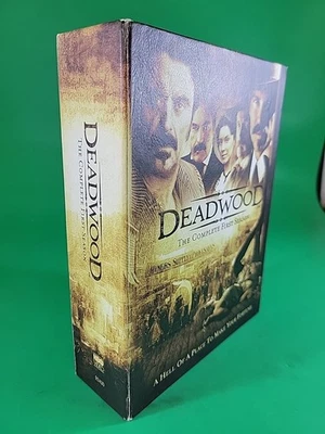 Deadwood: The Complete First Season DVD BOX SET Foto 1 de 4