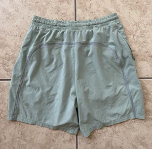Lululemon Surge Athletic Herren 7" Medium leichte Laufshorts Training Fitnessstudio unten - Bild 1 von 17