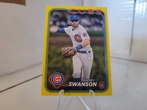 DANSBY SWANSON -2024 TOPPS -SERIE-1 -BORDE AMARILLO -PARALELO -#-164 -CUBROS - Imagen 1 de 2