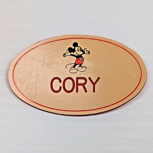 Insignia de etiqueta con nombre CORY de los miembros del elenco de Disneyland de colección de los años 80 - Imagen 1 de 2