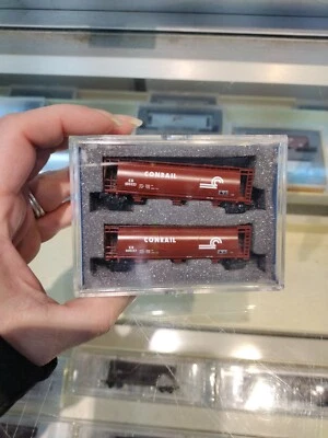 Z Scale Uncle Will's Conrail 51' Cylindrical Hopper WDW1024 Set #1 885223/885227 - Image 1 of 4