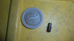 OMC 323903 Orifice Plug NOS - Imagen 1 de 1