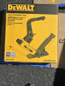 DEWALT DWFP12569 2-in-1 Bodenbelag Werkzeug Set - Bild 1 von 7