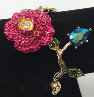 Abrazadera pulsera flor fucsia Flitter Betsey Johnson Foto 1 de 3