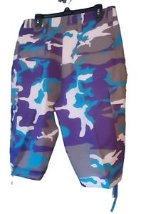 Vintage Blue and Purple Camo Leg Shorts Mens Size 38 Regal Wear - Picture 1 of 8