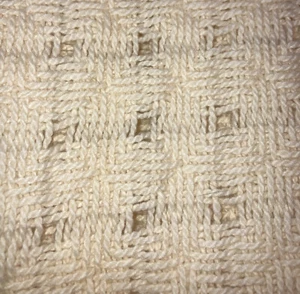 "Manta Beatrice de lana de cordero Merino Crate & Barrel Liteksas 51"" X 60"" beige" - Imagen 1 de 11
