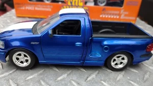 Jada FORD F-150 SVT Lightning PICKUP 1/24 scale DIECAST truck electric blue - Picture 1 of 11